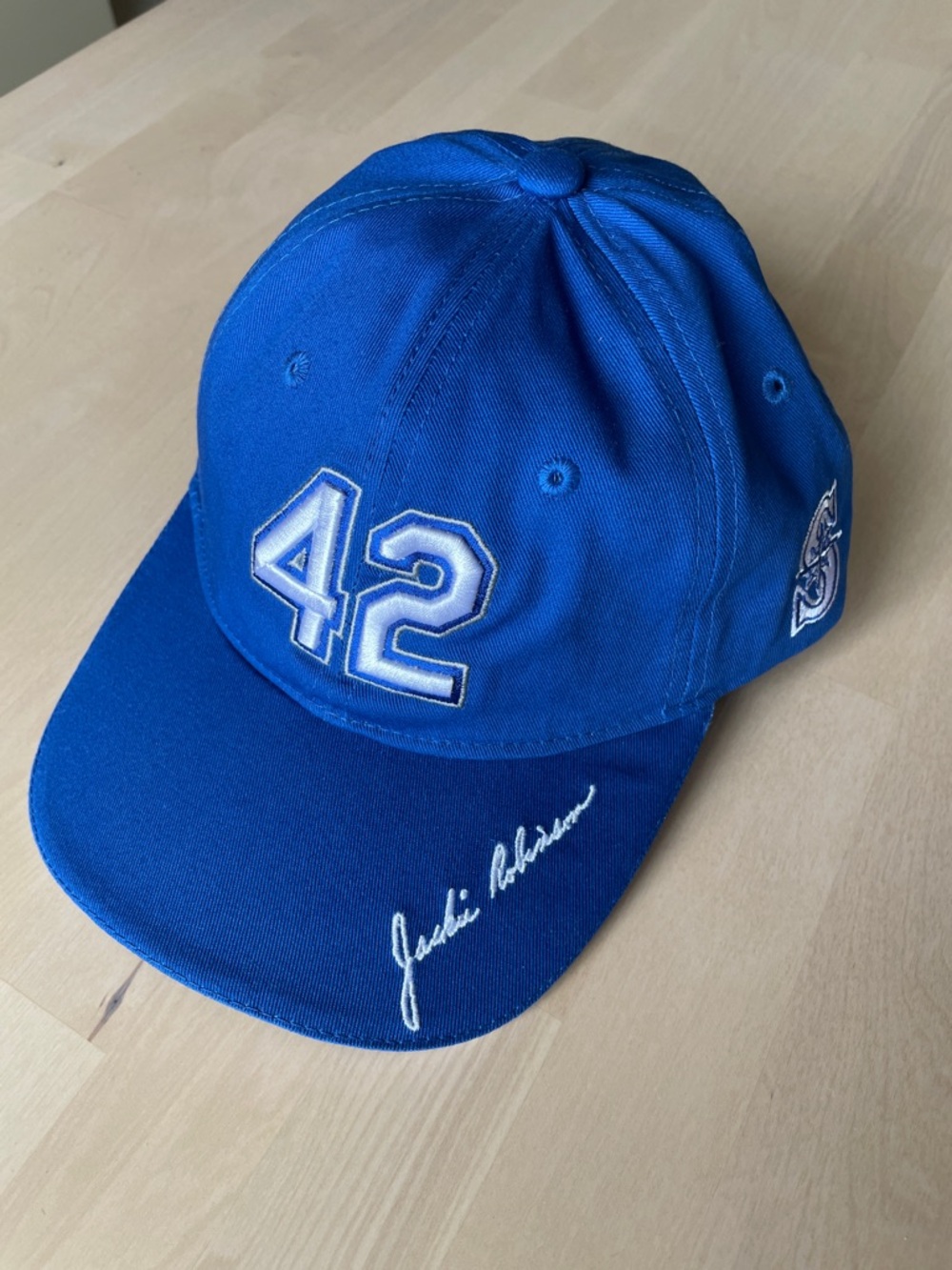 Seattle Mariners Baseball Cap with '42' Patch and Jackie Robinson Signature
